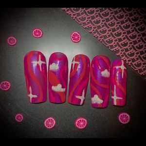 Pink sky’s: press ons length medium